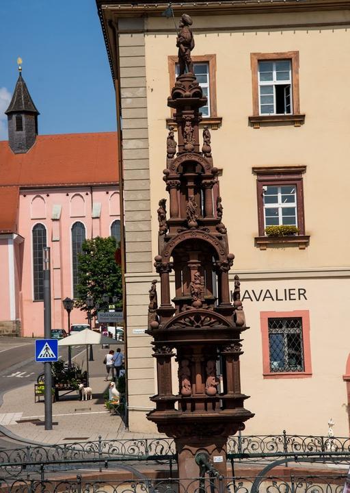 Zur Hochbrucke