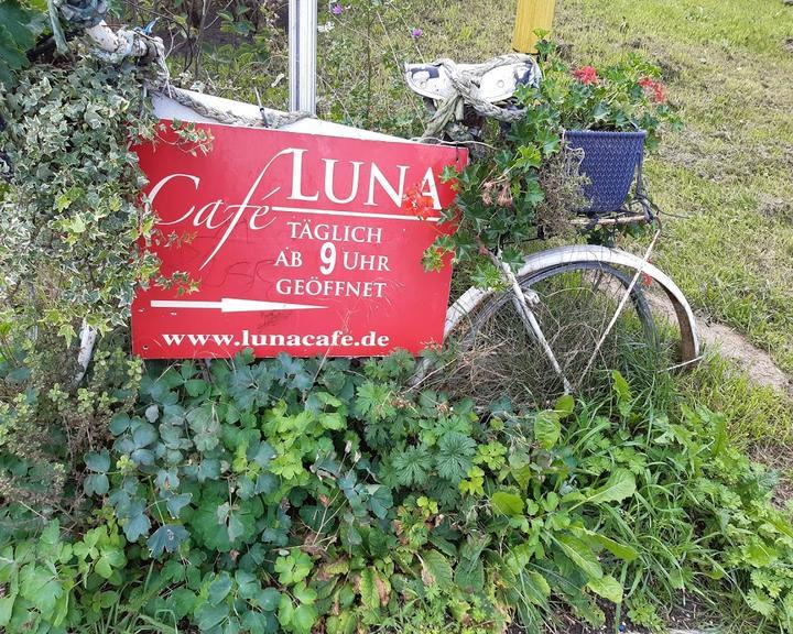 Cafe Luna